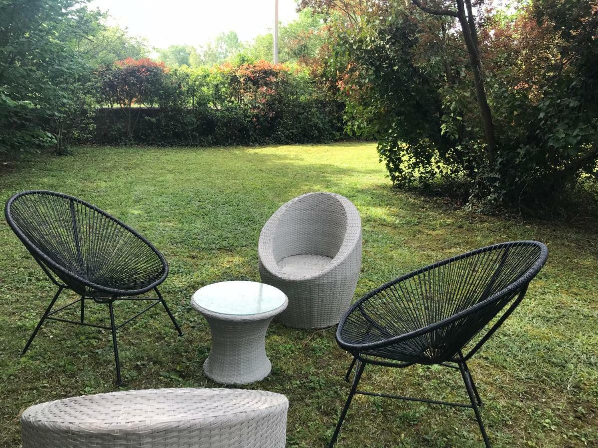 Le Petit Domaine Des Aubuis Apartment Chinon Bagian luar foto